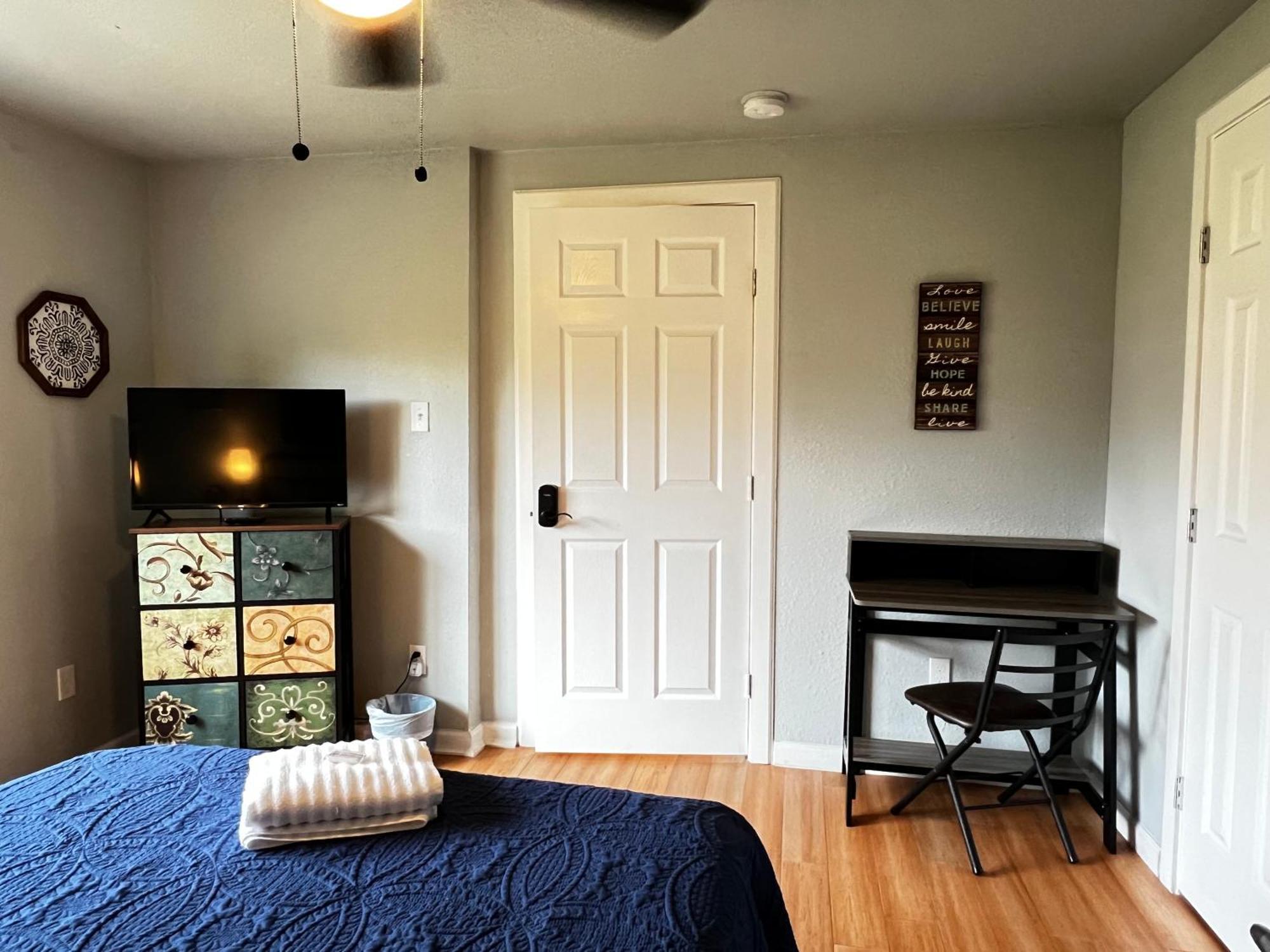 Boho Bliss- Cozy Private Room 2 Miles From Alamodome! San Antonio Exteriér fotografie