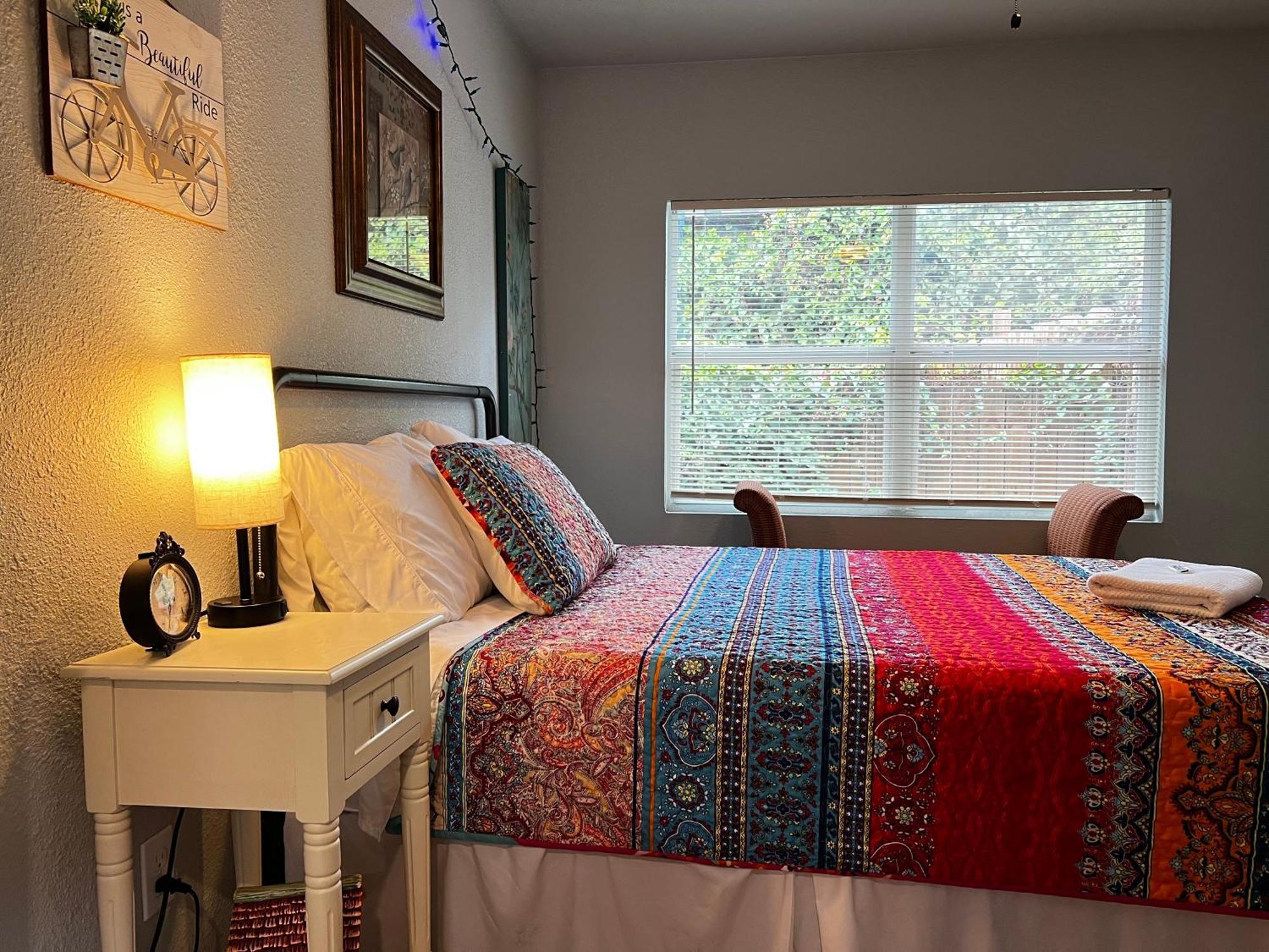 Boho Bliss- Cozy Private Room 2 Miles From Alamodome! San Antonio Exteriér fotografie