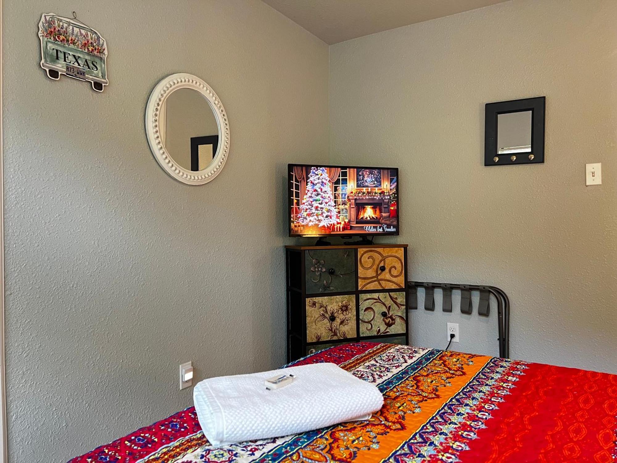 Boho Bliss- Cozy Private Room 2 Miles From Alamodome! San Antonio Exteriér fotografie