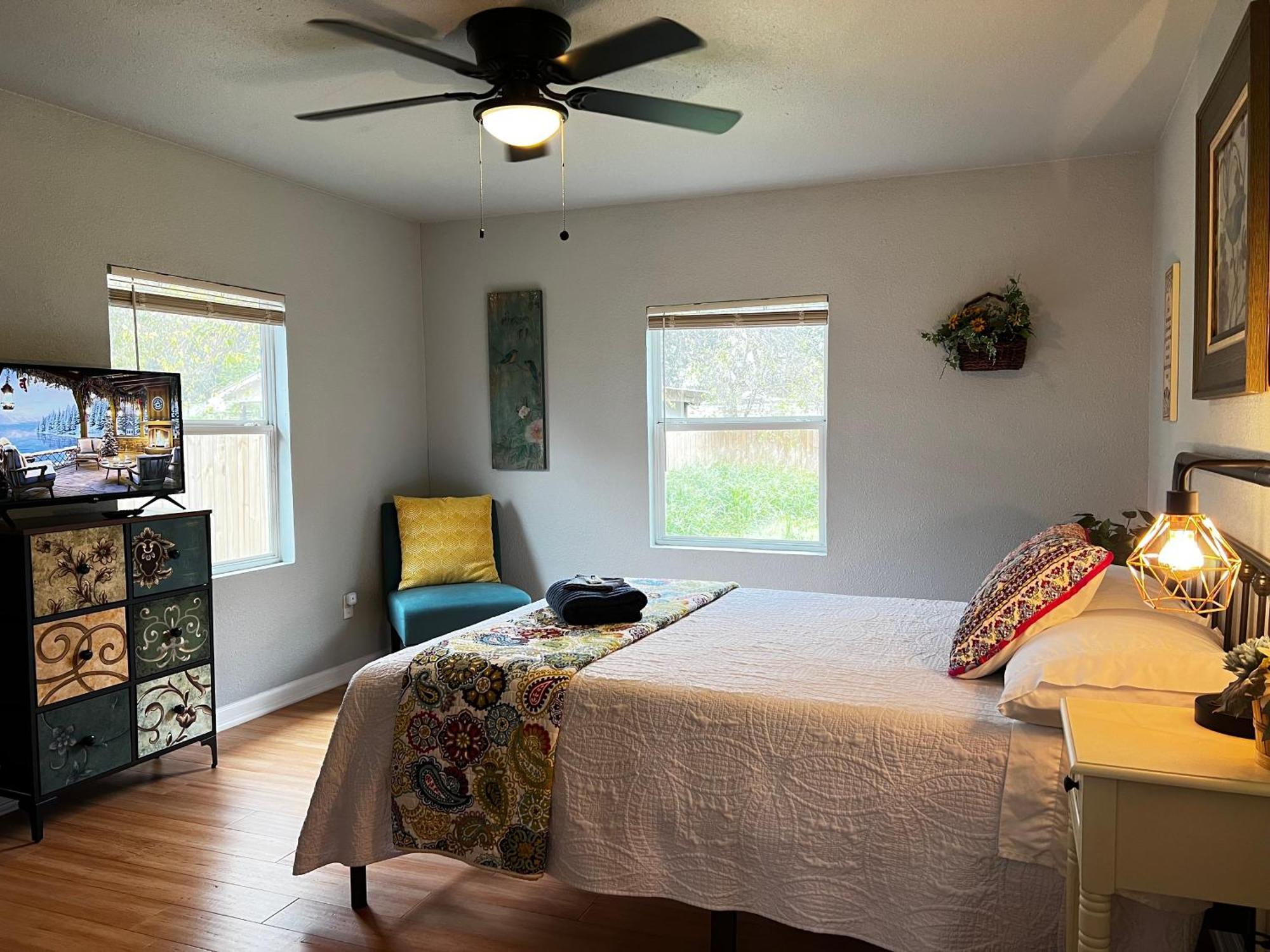 Boho Bliss- Cozy Private Room 2 Miles From Alamodome! San Antonio Exteriér fotografie